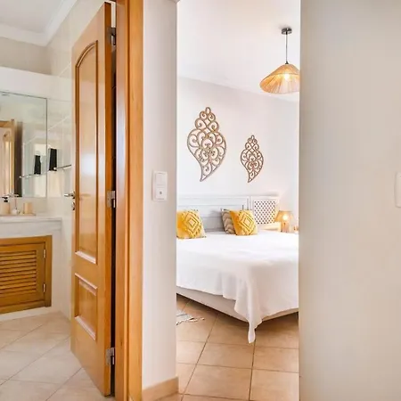 Our House In Clube * Албуфейра